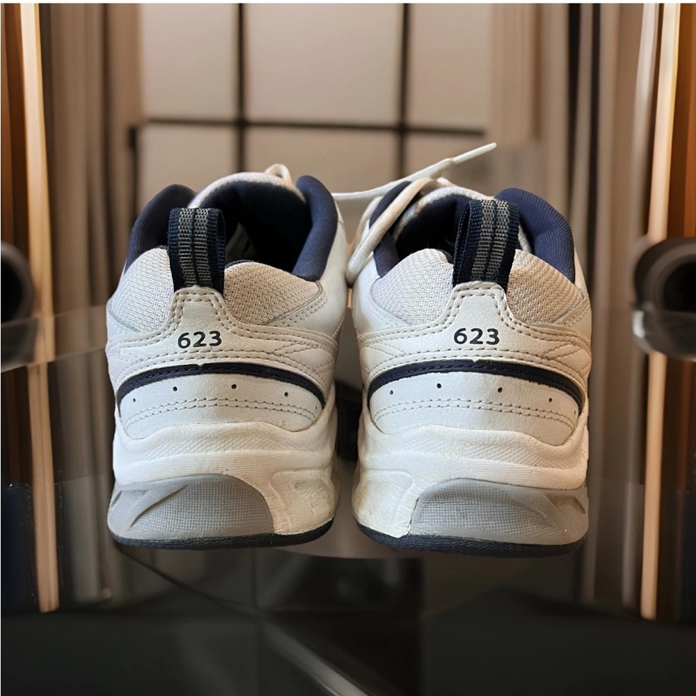 New Balance 623 White and Dark Navy Blue Lace-Up Athletic Sneakers - Picture 9 of 11